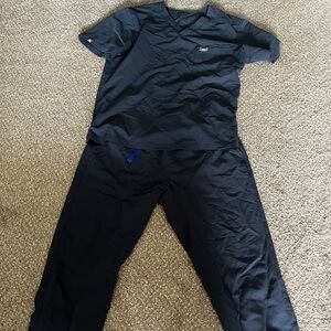 Figs Leon Top & Tansen Joggers